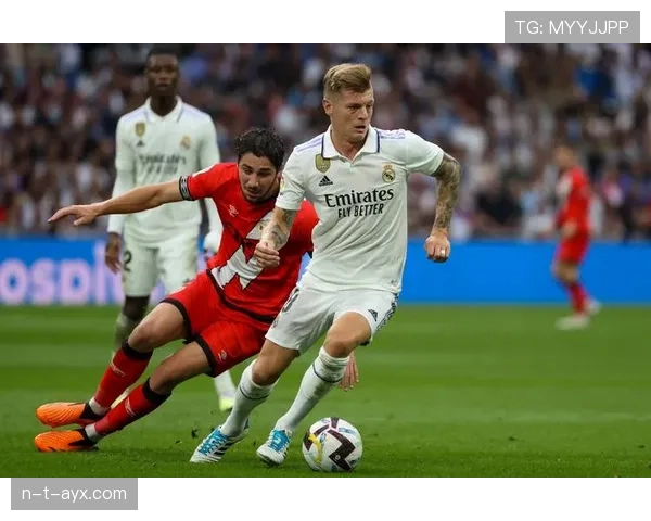 奥萨苏纳战术解析:防守反击成制胜关键,球队整体表现引关注 奥萨苏纳战术解析:防守反击成制胜关键,球队整体表现引关注