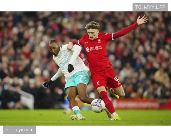 勒沃库森状态火热，稳居联赛前列展现争冠实力