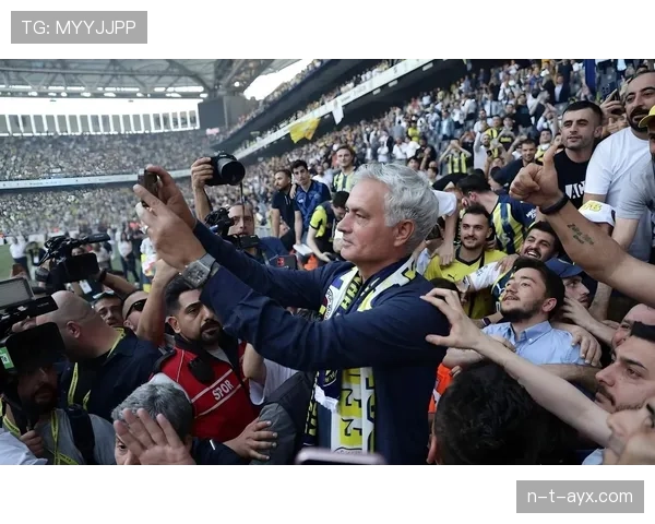 西甲争冠白热化，保级大战同样胶着