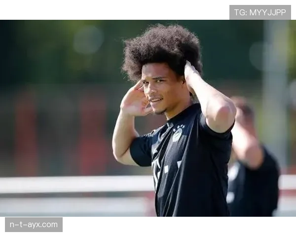 萨内训练秘籍曝光:高强度锤炼铸就球技与体能双突破 萨内训练秘籍曝光:高强度锤炼铸就球技与体能双突破